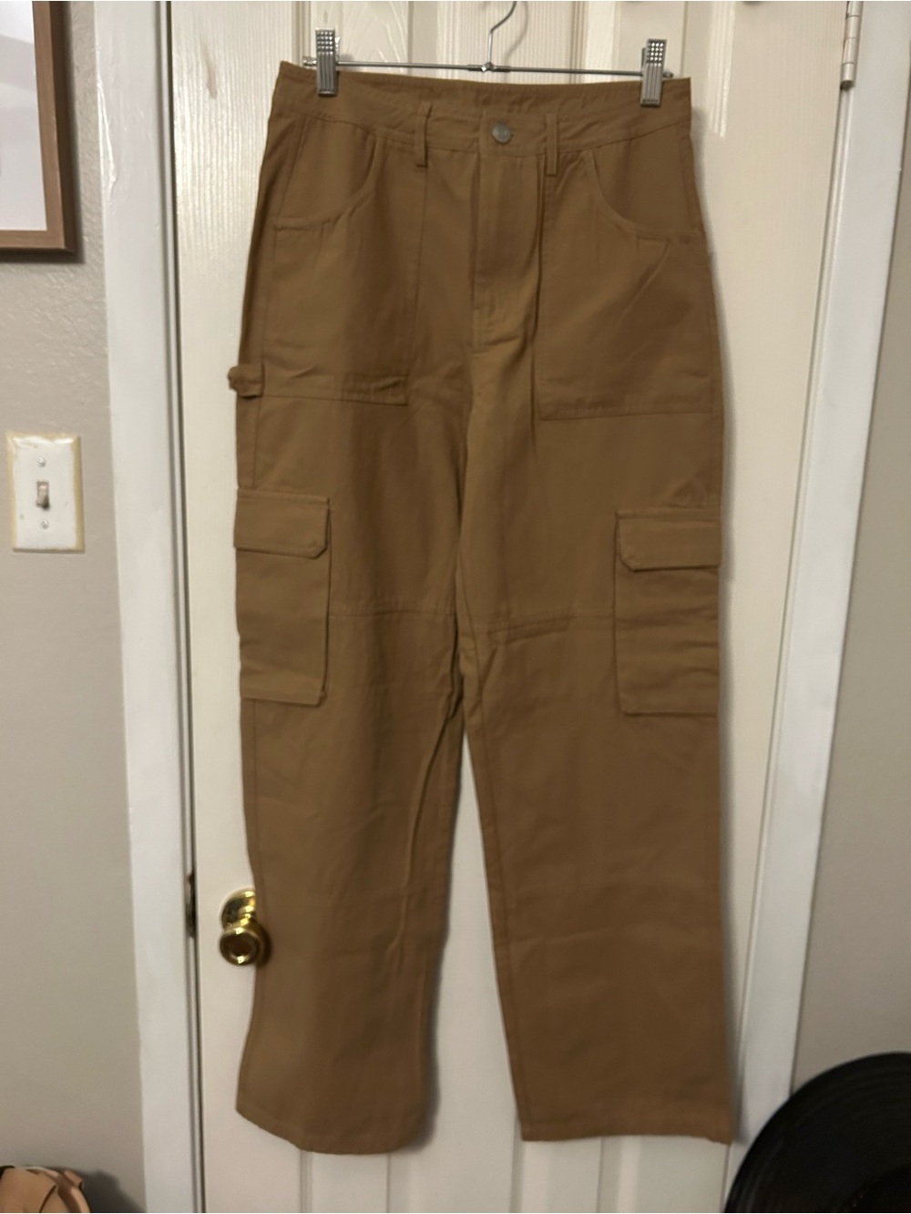 PacSun Women's Cargo Pants in Brown